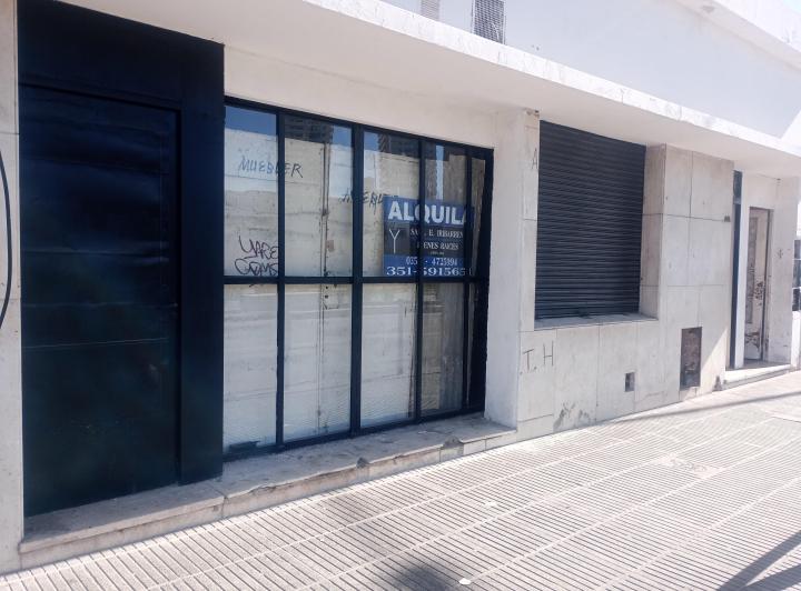Local comercial · 230m² · 2 Ambientes