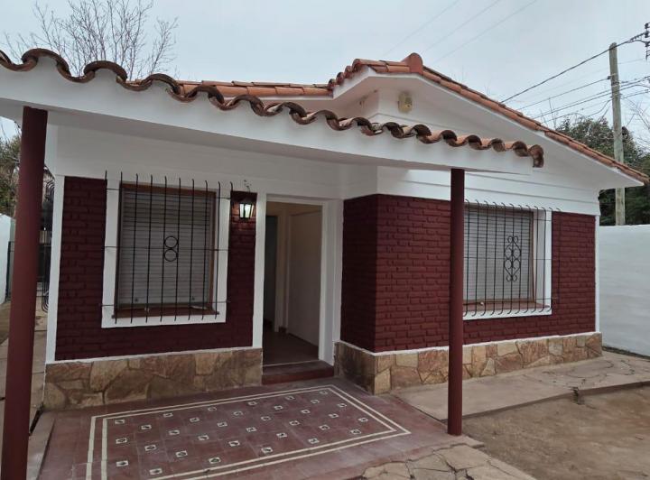 Casa · 100m² · 2 Ambientes · 1 Cochera