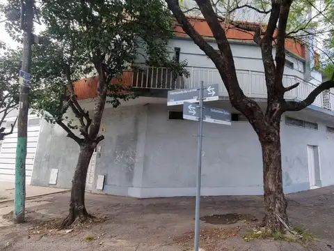 Galpón en Venta en Villa Santos Tesei, Partido de Hurlingham