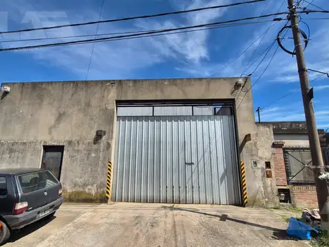Galpón en Venta en Moron Sur, Moron