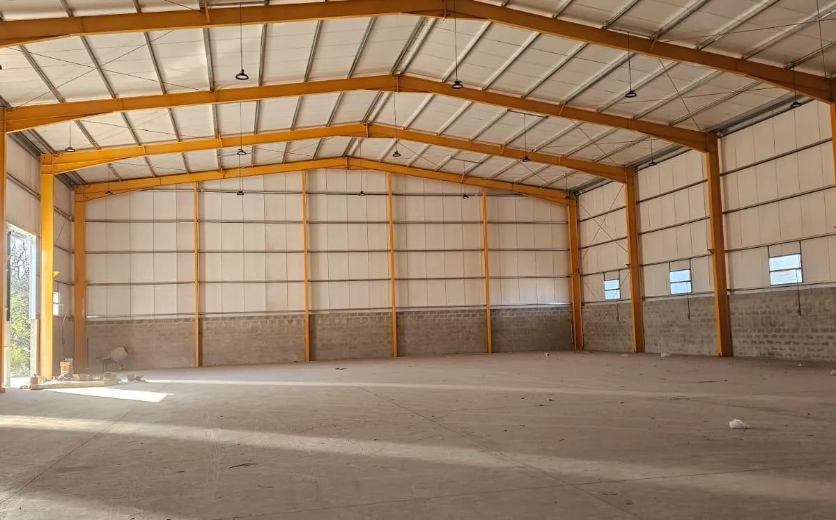NAVE de 900 m2 EN ALQUILER CORDOBA