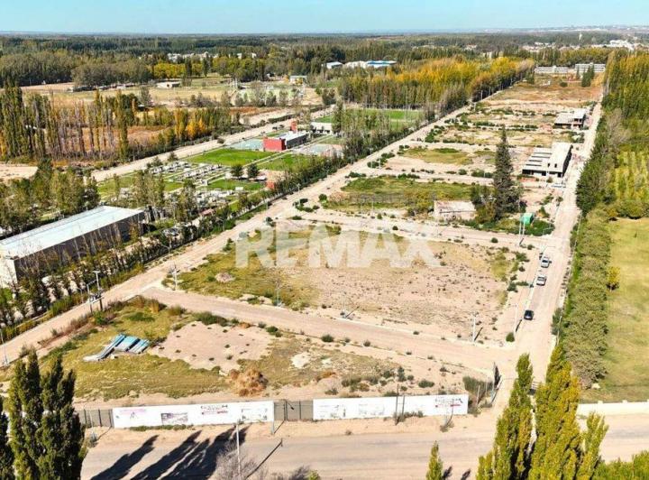 Terreno · 458m²