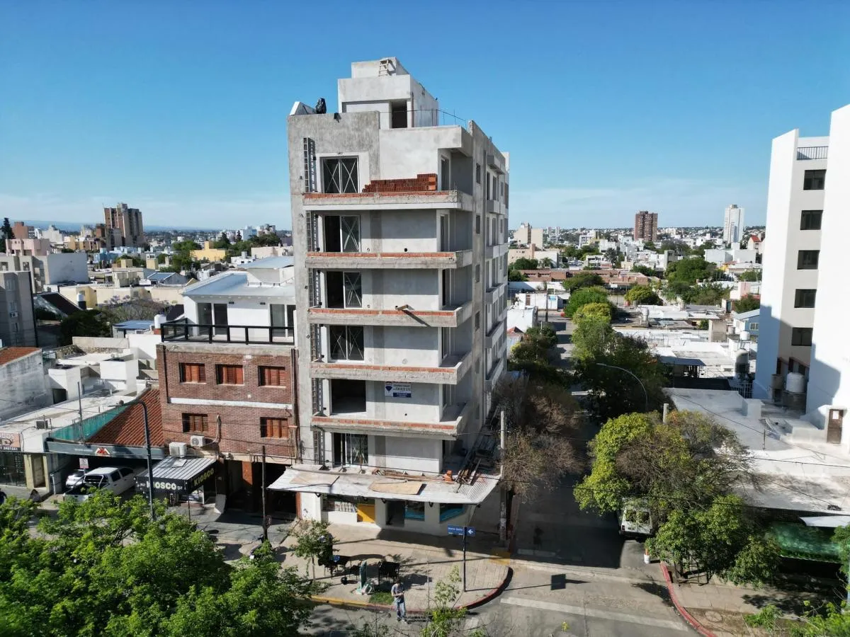 DEPTO EN ALTO ALBERDI A ESTRENAR - 2 DORM Y 2 BAÑ