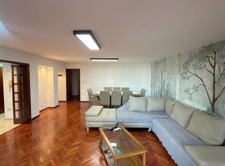 Departamento · 128m² · 4 Ambientes · 1 Cochera