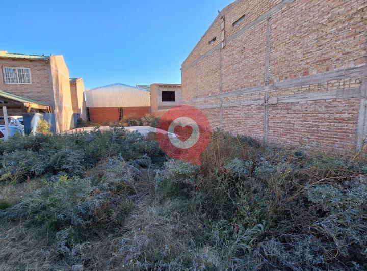 Terreno · 300m²