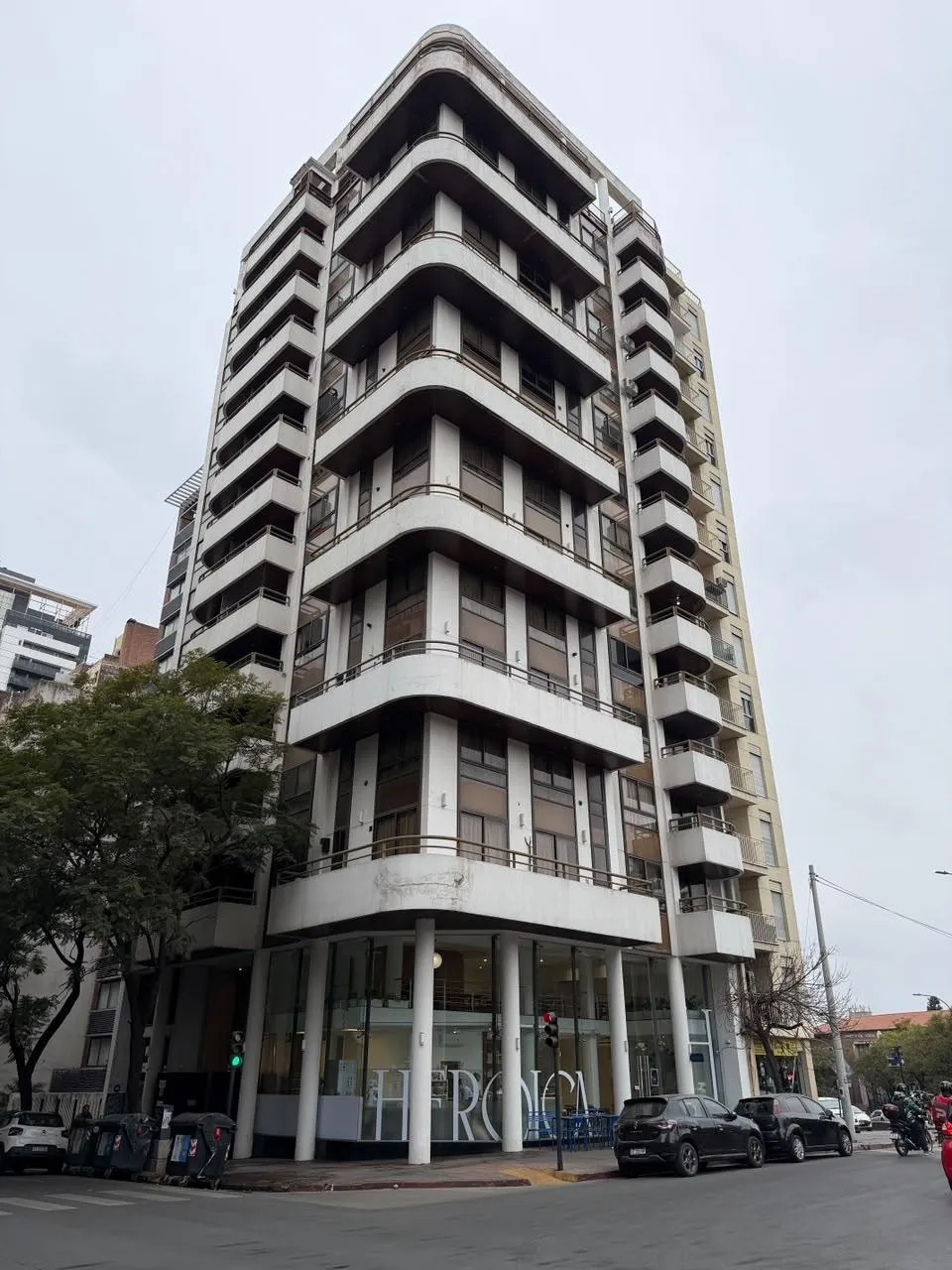 Departamento frente al Parque Sarmiento
