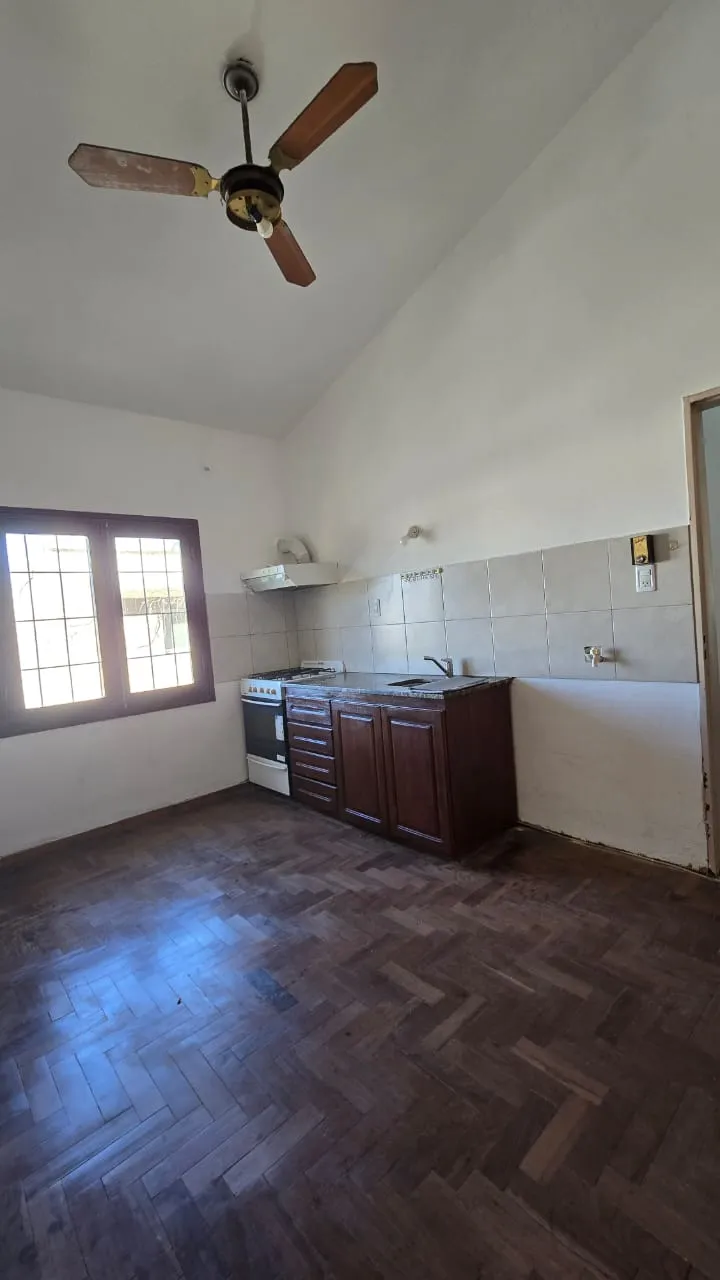 DEPARTAMENTO DOS DORMITORIOS BARRIO IPONA CERCA A CIUDAD UNIVERSITARIA