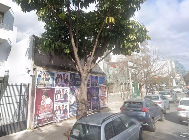 Terreno · 375m²