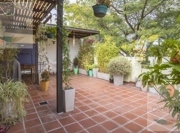 PH · 161m² · 6 Ambientes · 1 Cochera