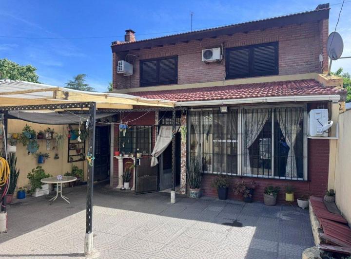 PH · 390m² · 4 Ambientes · 1 Cochera