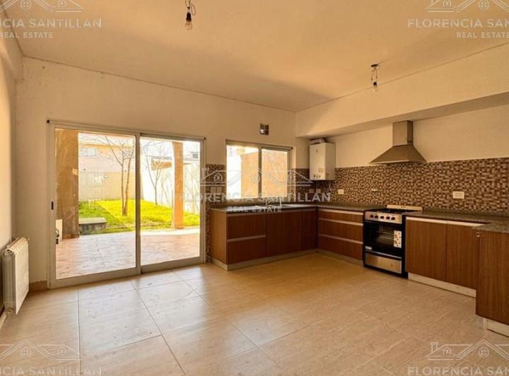 PH · 160m² · 4 Ambientes · 1 Cochera