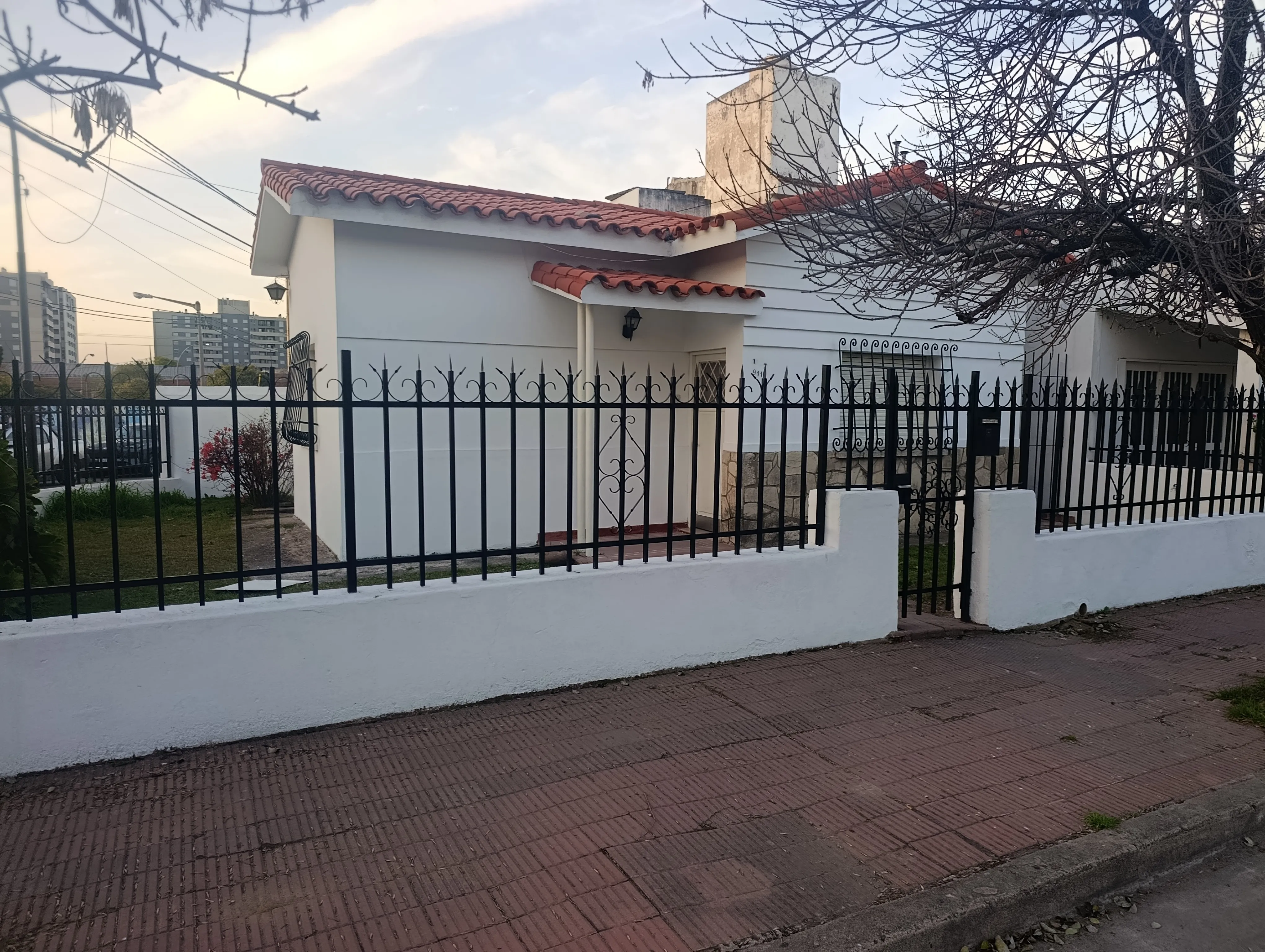 Hermosa casa 3 Dormitorios! Barrio Crisol norter!