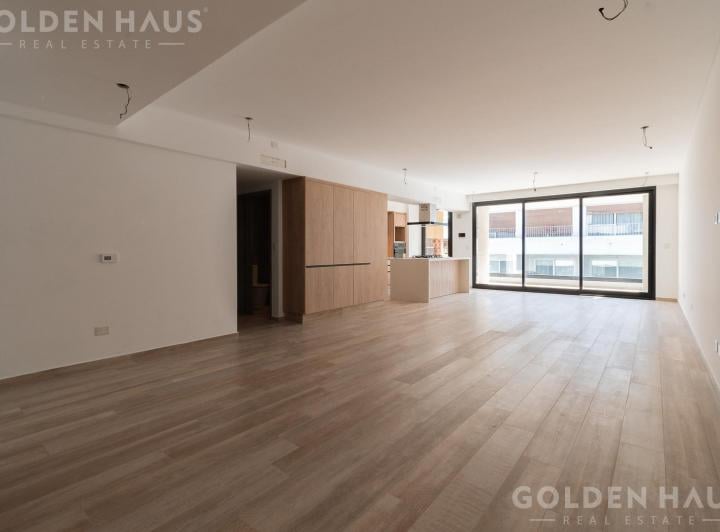 Departamento · 135m² · 4 Ambientes · 2 Cocheras