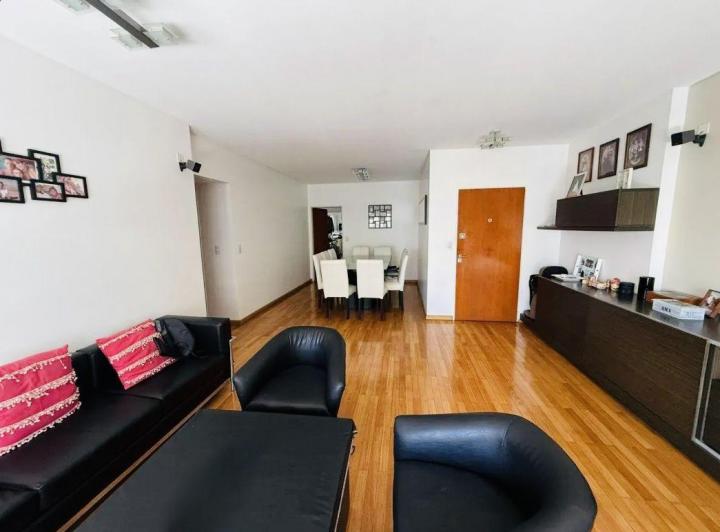 Departamento · 130m² · 4 Ambientes · 1 Cochera