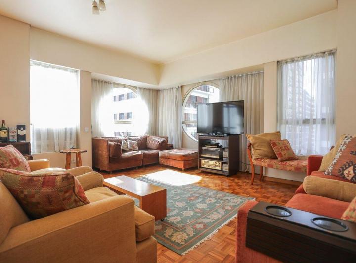 Departamento · 132m² · 4 Ambientes · 1 Cochera
