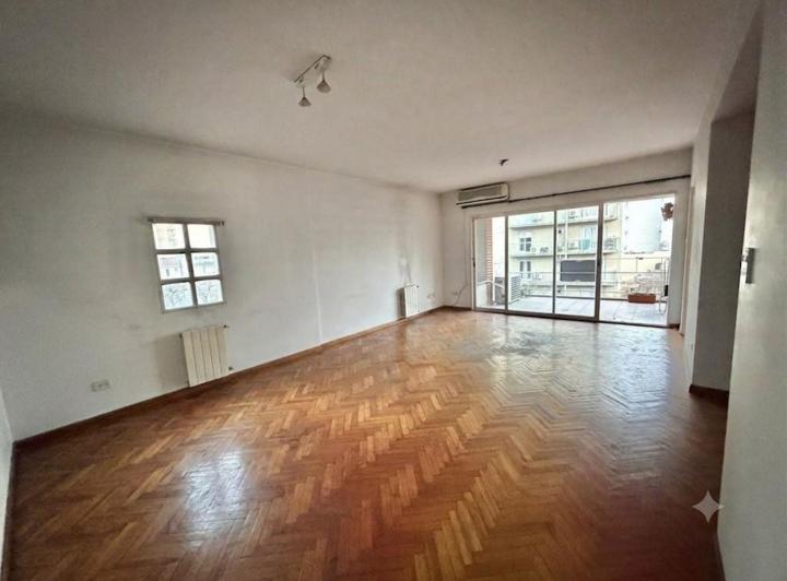 Departamento · 83m² · 4 Ambientes · 1 Cochera