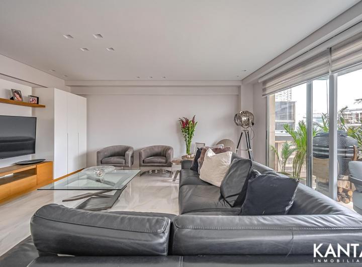 Departamento · 178m² · 6 Ambientes · 1 Cochera