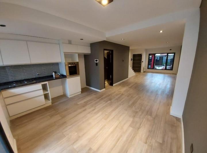 Departamento · 135m² · 5 Ambientes · 1 Cochera