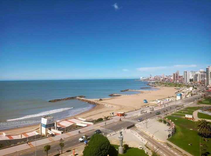 Departamento · 200m² · 5 Ambientes · 1 Cochera