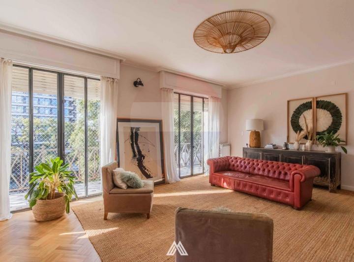 Departamento · 250m² · 5 Ambientes · 1 Cochera