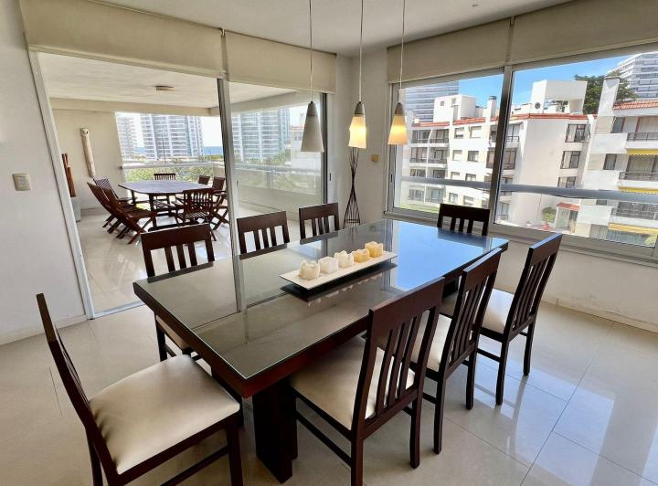 Departamento · 130m² · 6 Ambientes · 2 Cocheras