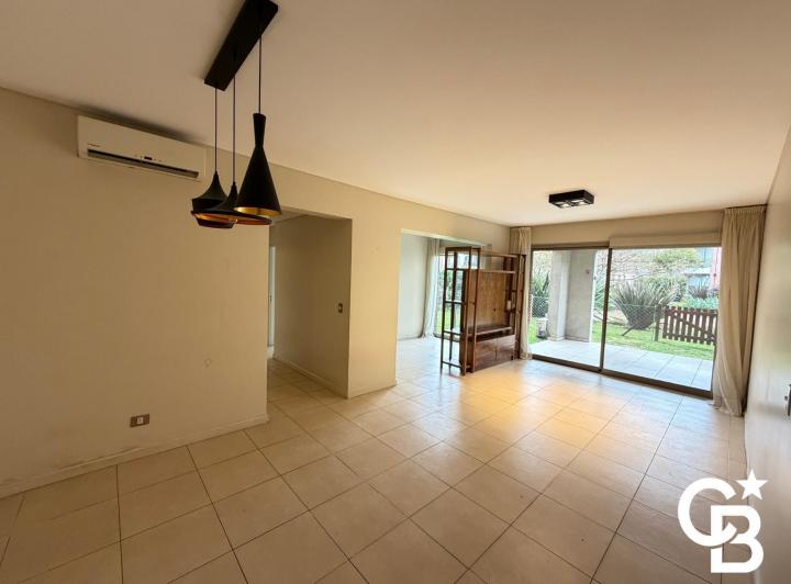 Departamento · 80m² · 4 Ambientes · 2 Cocheras