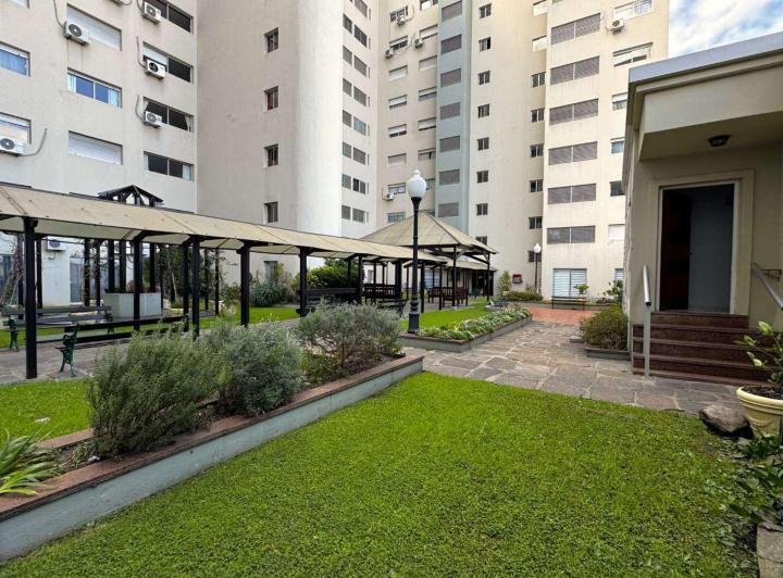 Departamento · 88m² · 4 Ambientes · 1 Cochera