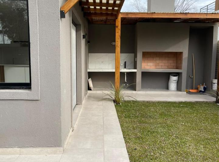 Casa · 115m² · 4 Ambientes · 1 Cochera