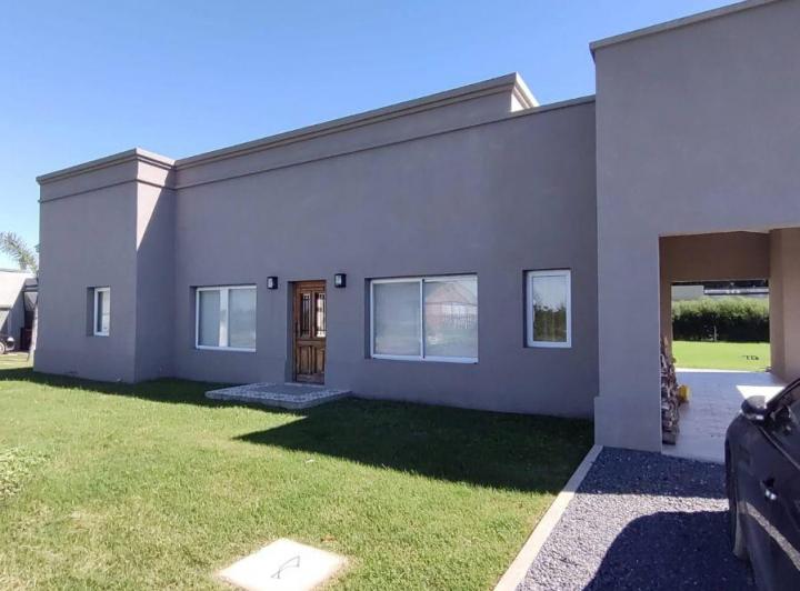 Casa · 159m² · 1 Ambiente · 1 Cochera