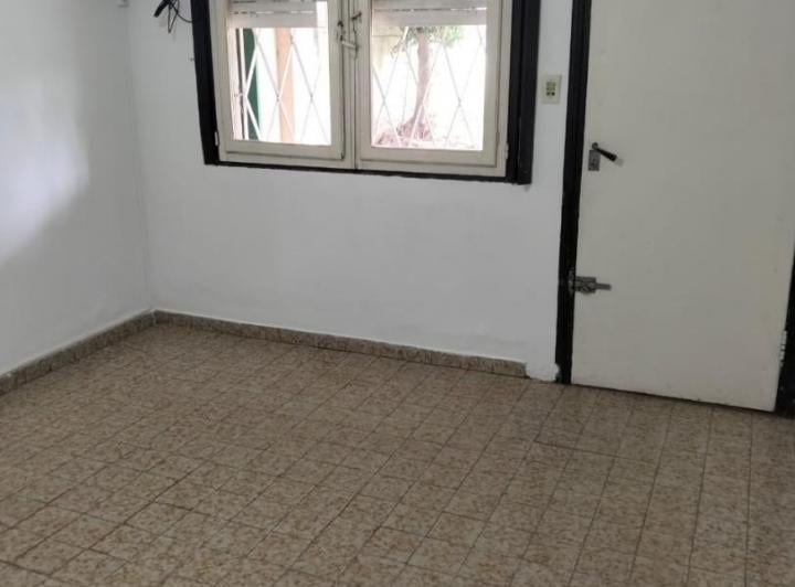 Casa · 85m² · 4 Ambientes · 2 Cocheras