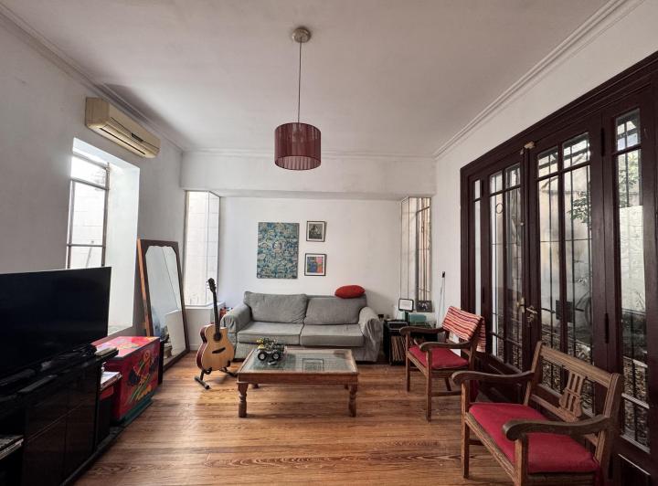 Casa · 200m² · 5 Ambientes
