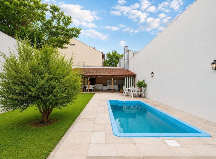 Casa · 132m² · 5 Ambientes · 1 Cochera