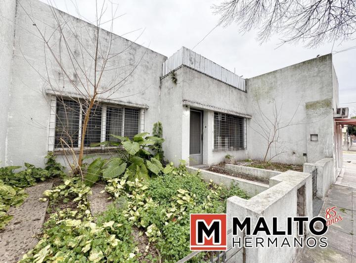 Casa · 76m² · 3 Ambientes · 1 Cochera