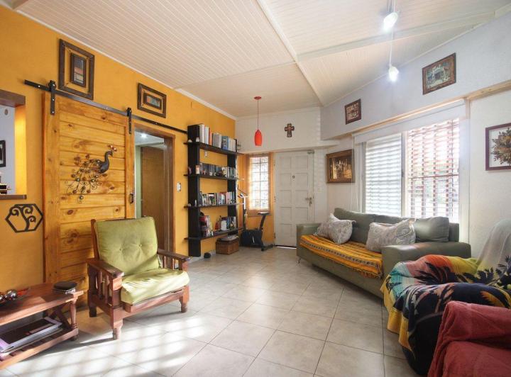 Casa · 125m² · 5 Ambientes · 1 Cochera