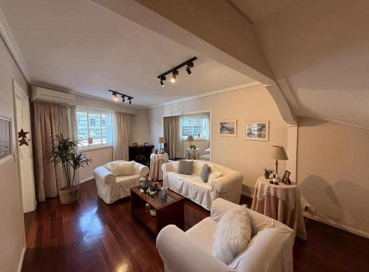 Casa · 146m² · 5 Ambientes