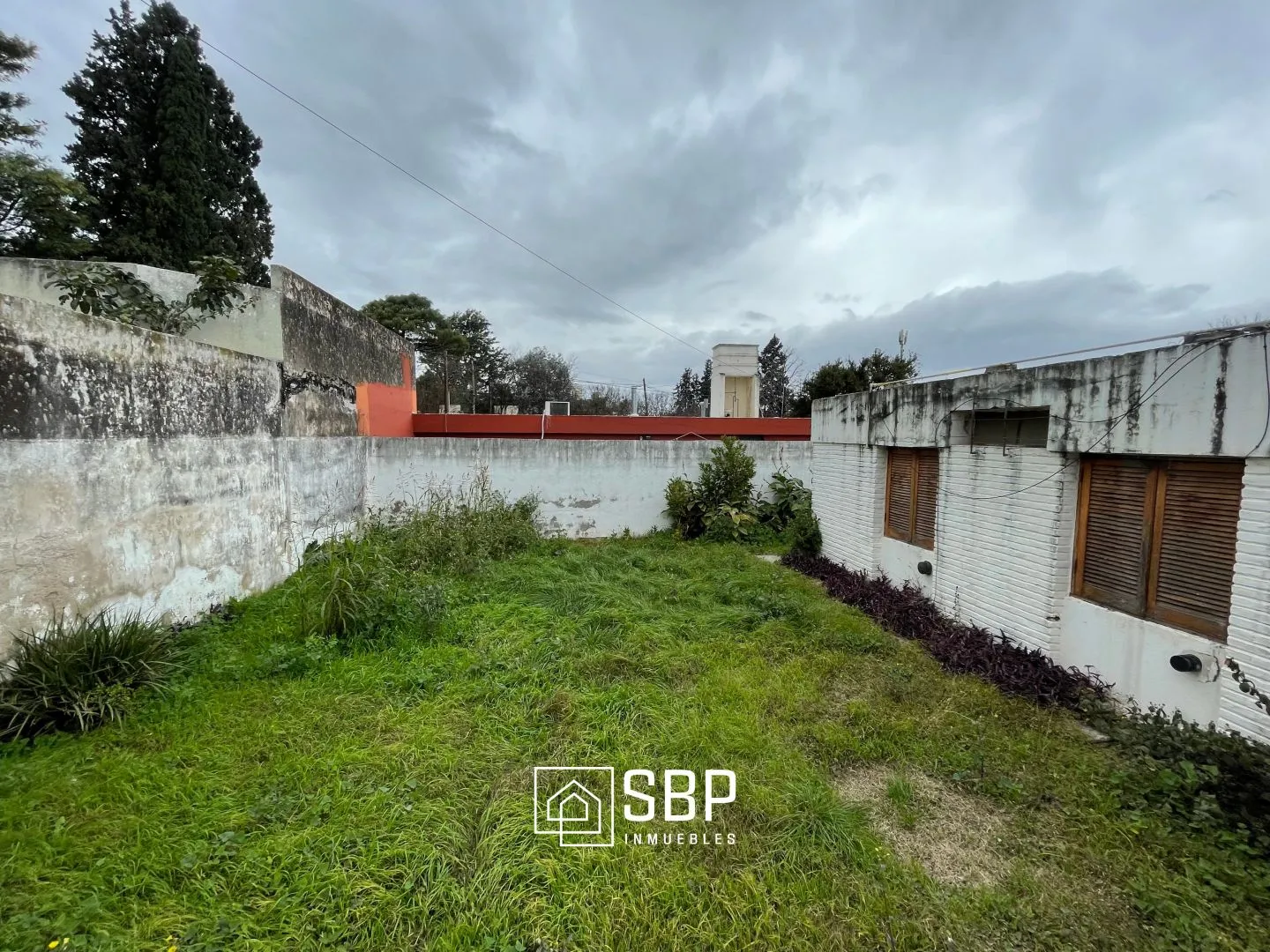 Casa a Reciclar | Toda en Planta Baja | Granja de Funes