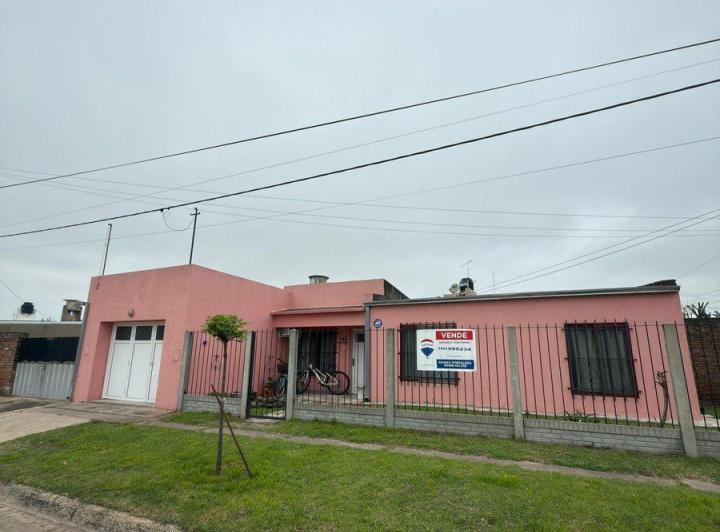 Casa · 316m² · 5 Ambientes · 1 Cochera