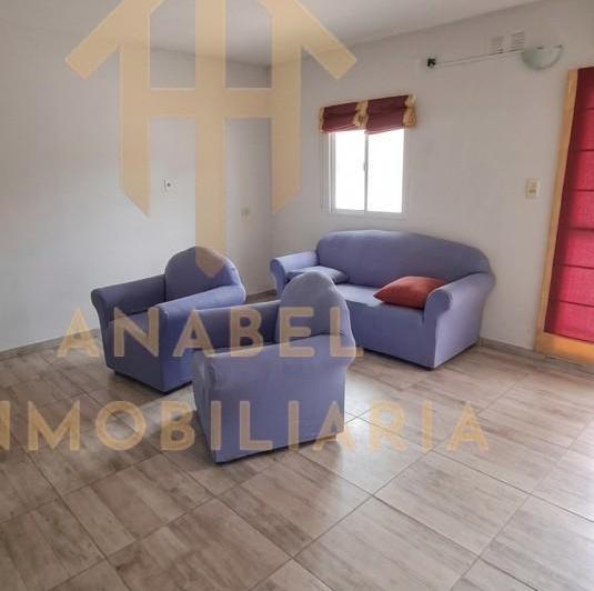 Casa · 76m² · 6 Ambientes · 1 Cochera