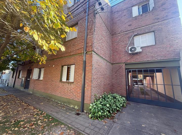 Departamento · 48m² · 3 Ambientes · 1 Cochera