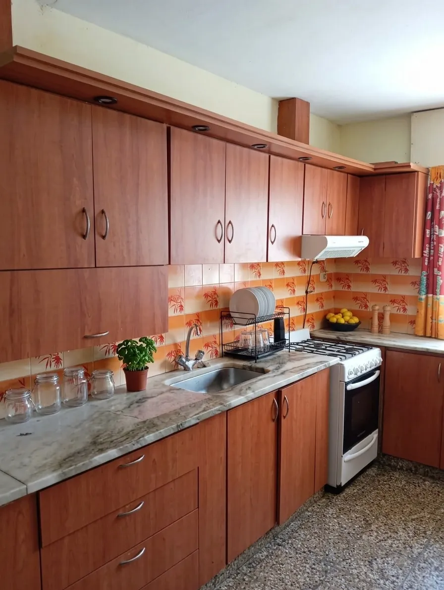 OPORTUNIDAD CASA 3 Dorm. + LOCAL COMERCIAL - SALDAN - 236m2