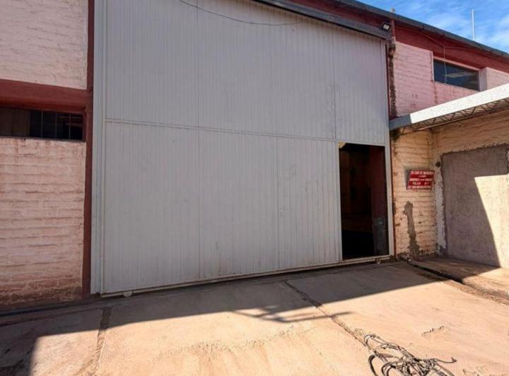 Bodega-Galpón · 240m²