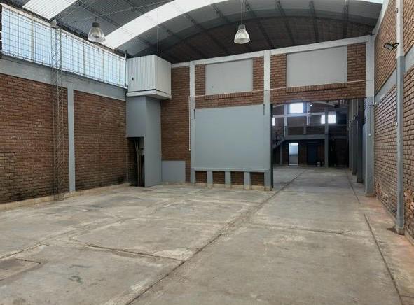 Bodega-Galpón · 600m² · 1 Cochera