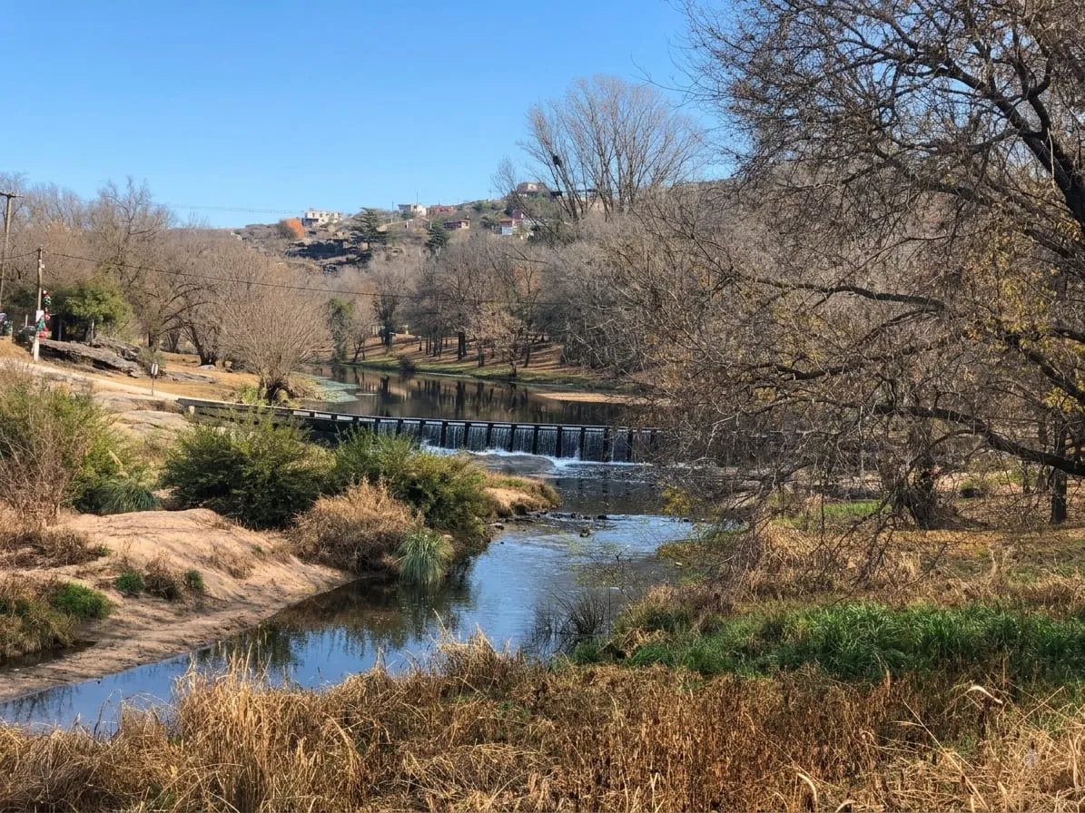 Venta 11 Hectareas con Costa al Rio en Carlos Paz