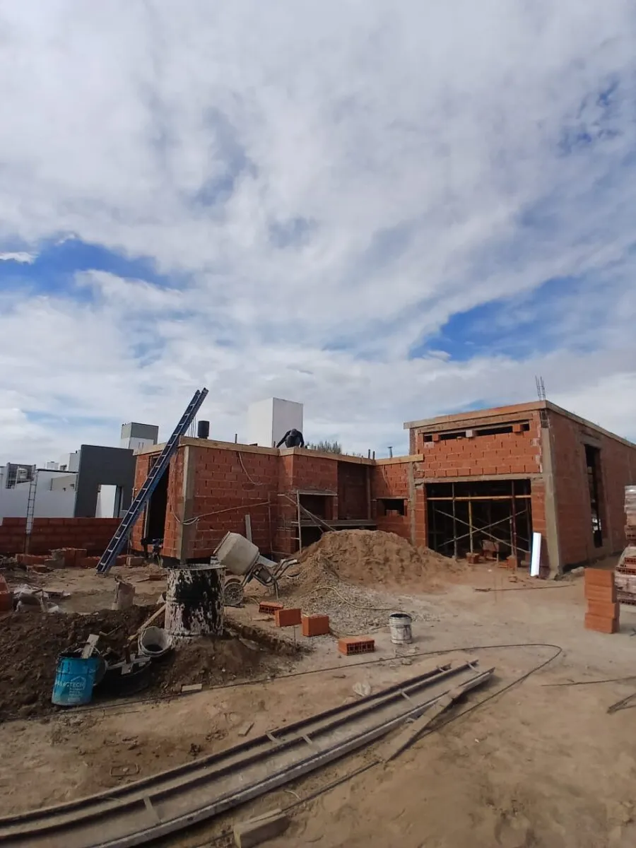 Casa de 3 dorm en Venta - Docta Boulevard