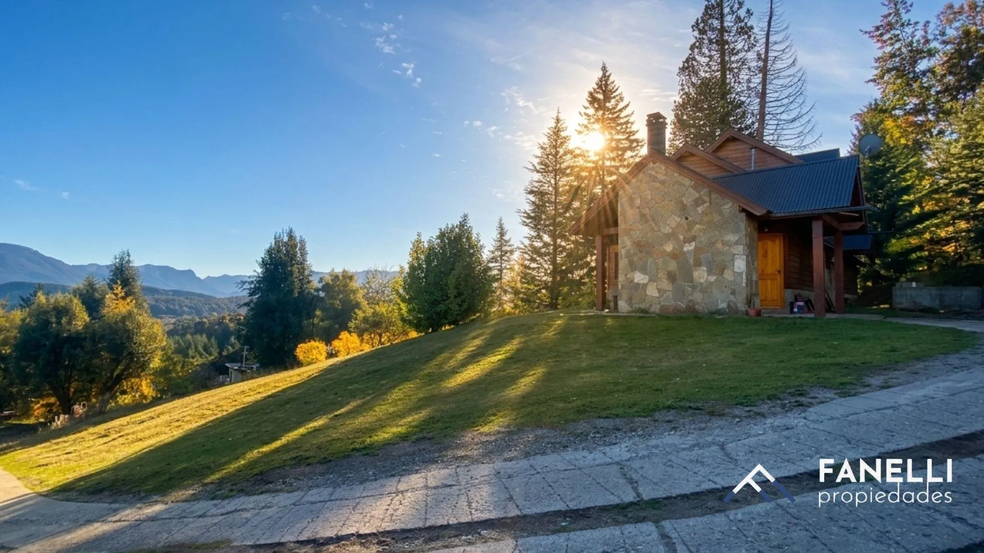 EXCLUSIVA CASA EN VENTA - R E S E R V A D A