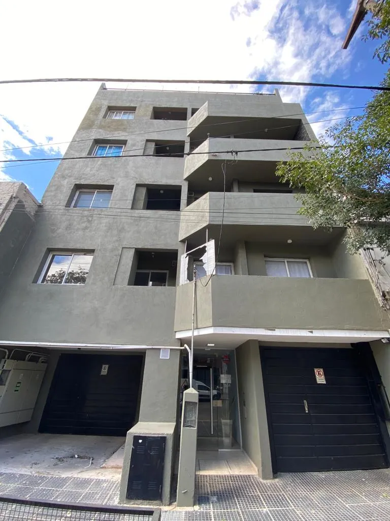 ALQUILER COFICO 1 HAB CON BALCON -   calle Avellaneda 1500 - CORDOBA