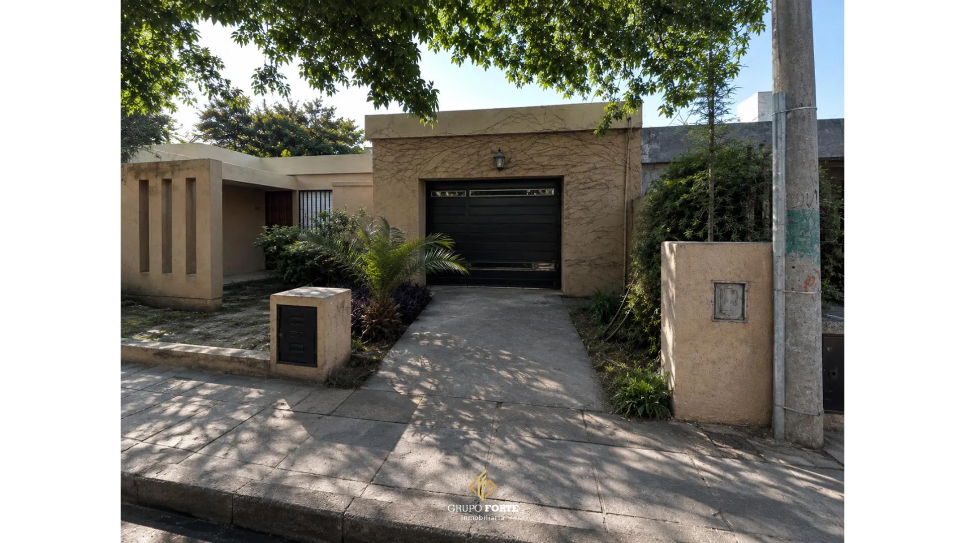 CASA RESIDENCIAL VELEZ SARSFIELD