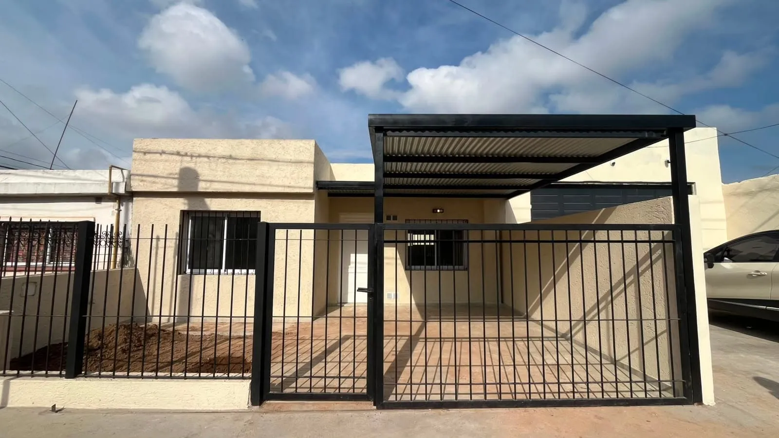 Casa en alquiler barrio Los Olmos