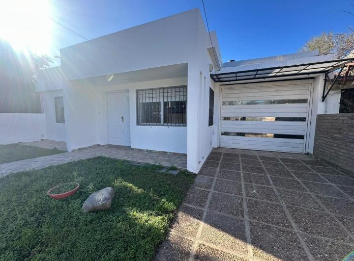 Casa · 111m² · 3 Ambientes · 1 Cochera