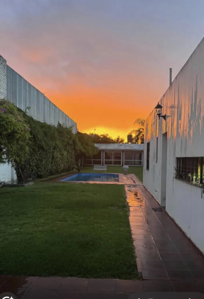 Hermosa casa con importante terreno